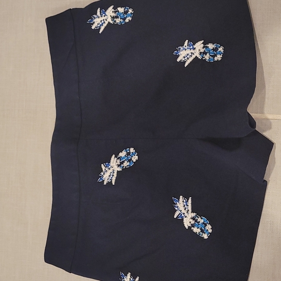Loft Pineapple shorts EUC - Picture 4 of 5